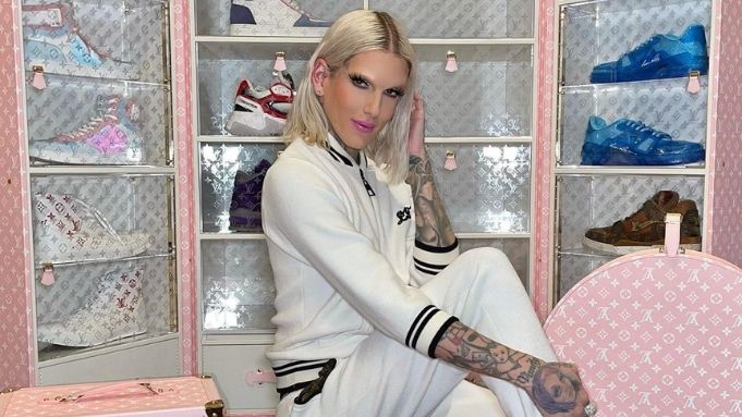 Jeffree Star Meets Severe Car Accident, Suffers Vertebrae Fractures